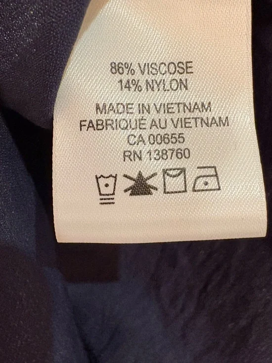 Deep Navy Button-Front Long Sleeve Blouse - Picture 3 of 3